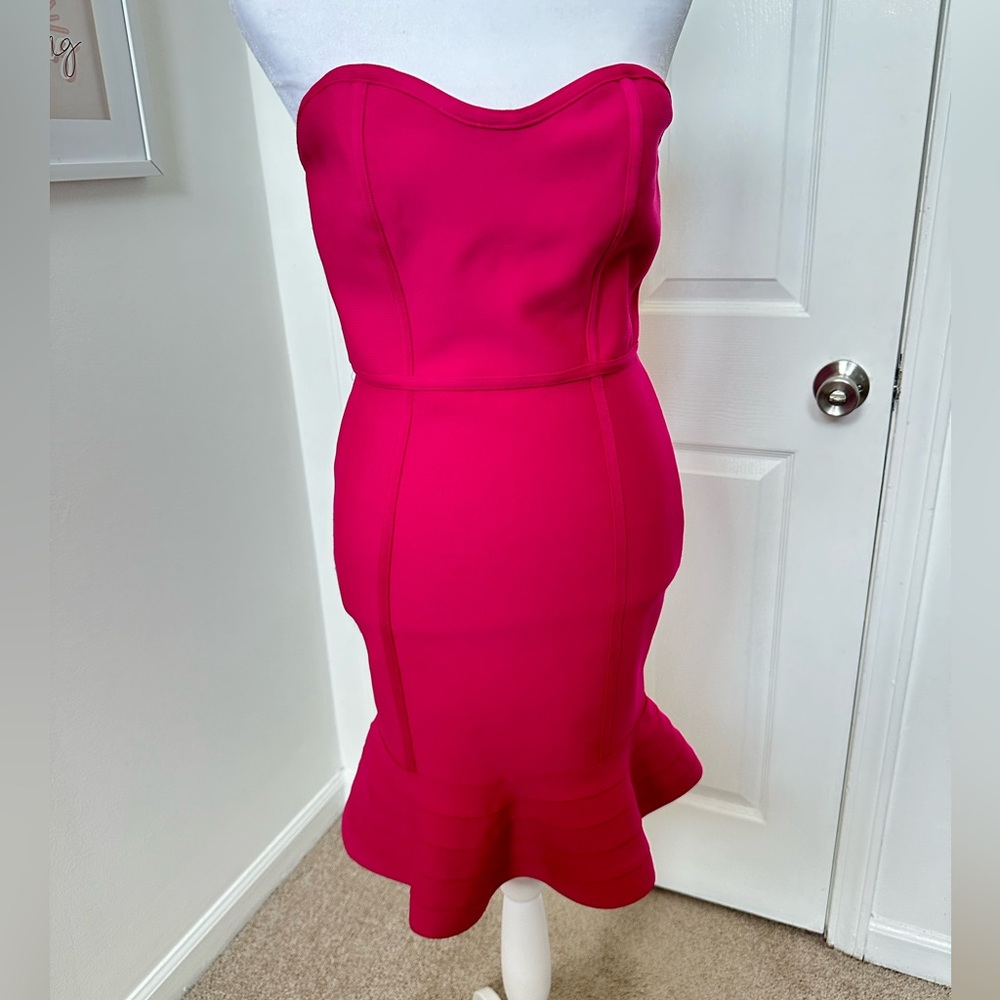New Strapless Bandage Dress in Magenta Pink women’s Sz L